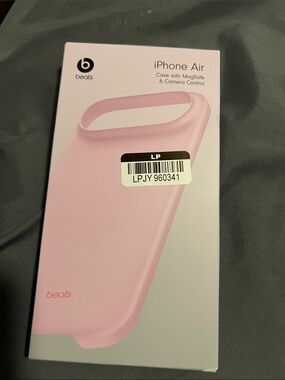 Beats by Dre iPhone Air MagSafe Case - Light Pink